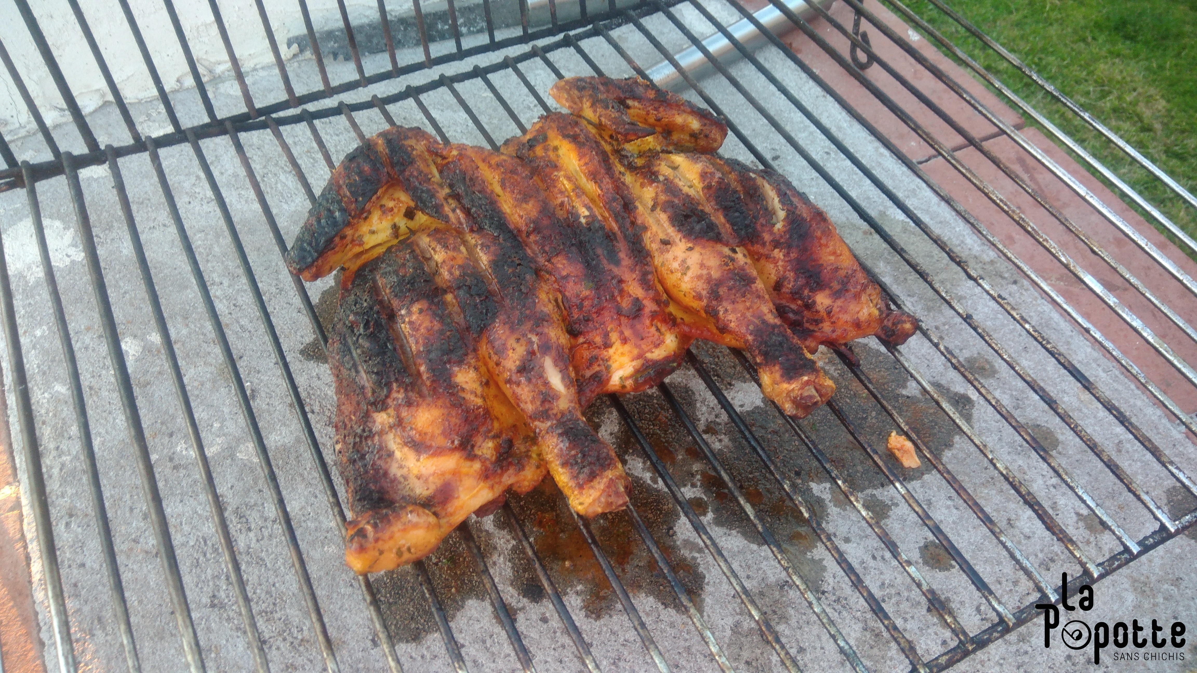Poulet braisé en crapaudine à la portugaise